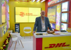 Ulf Jantzen with DHL. The yellow-red is know all over the world, and offers, among others, cargo fleights from Bogota to Miami 6 times per week. Recently the new route Panama-Lima-Quito-Panama was established.